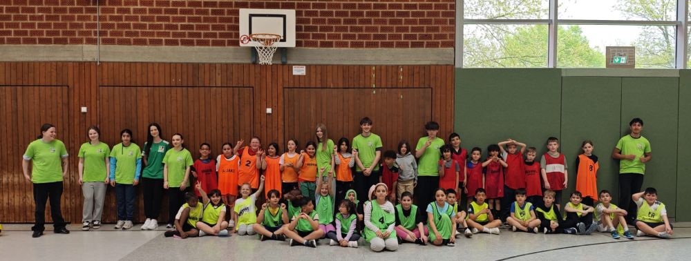 FSG bewegt…Vincke Grundschule probt für die Fußball WM an der FSG